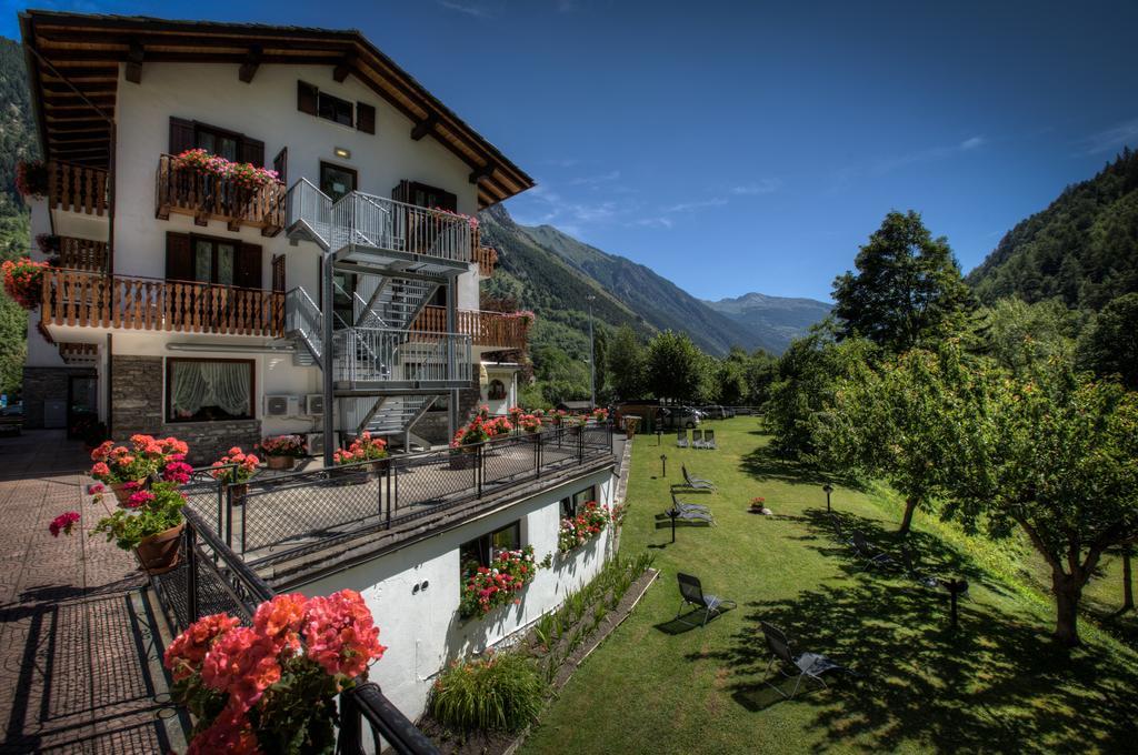 Hotel Edelweiss Pré-Saint-Didier Exterior foto